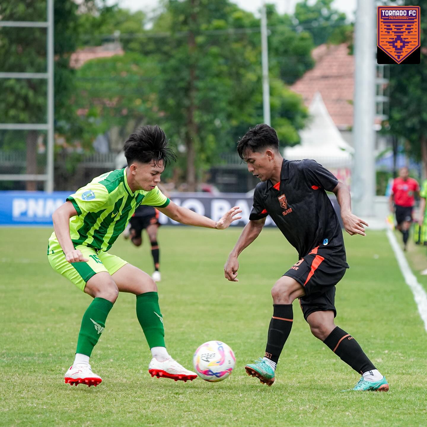 Laga Tornado FC melawan Persipasi Bekasi di LapanganKOta Barat, Kota Solo, Jumat (13/12/2024).