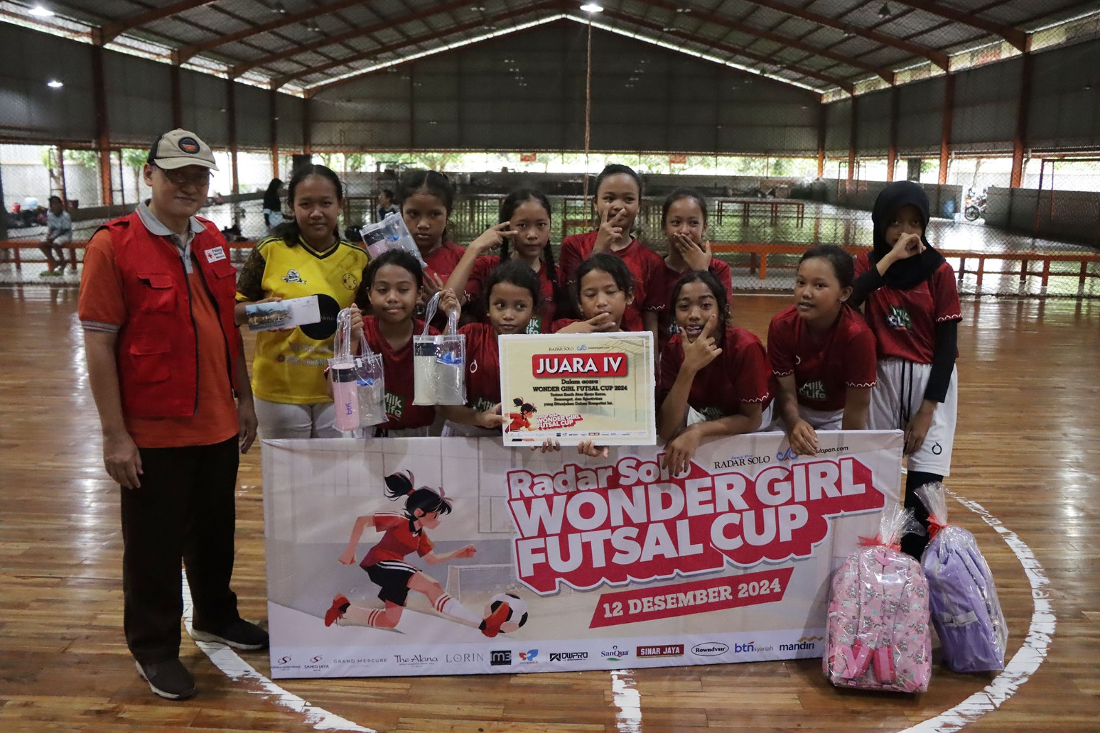 POTENSIAL: SDN Manang 1 Sukoharjo raih predikat peringkat keempat Radar Solo Wonder Girl Futsal Cup 2024 di Singopuran Futsal Center, Kartasura, Sukoharjo, Kamis (12/12)