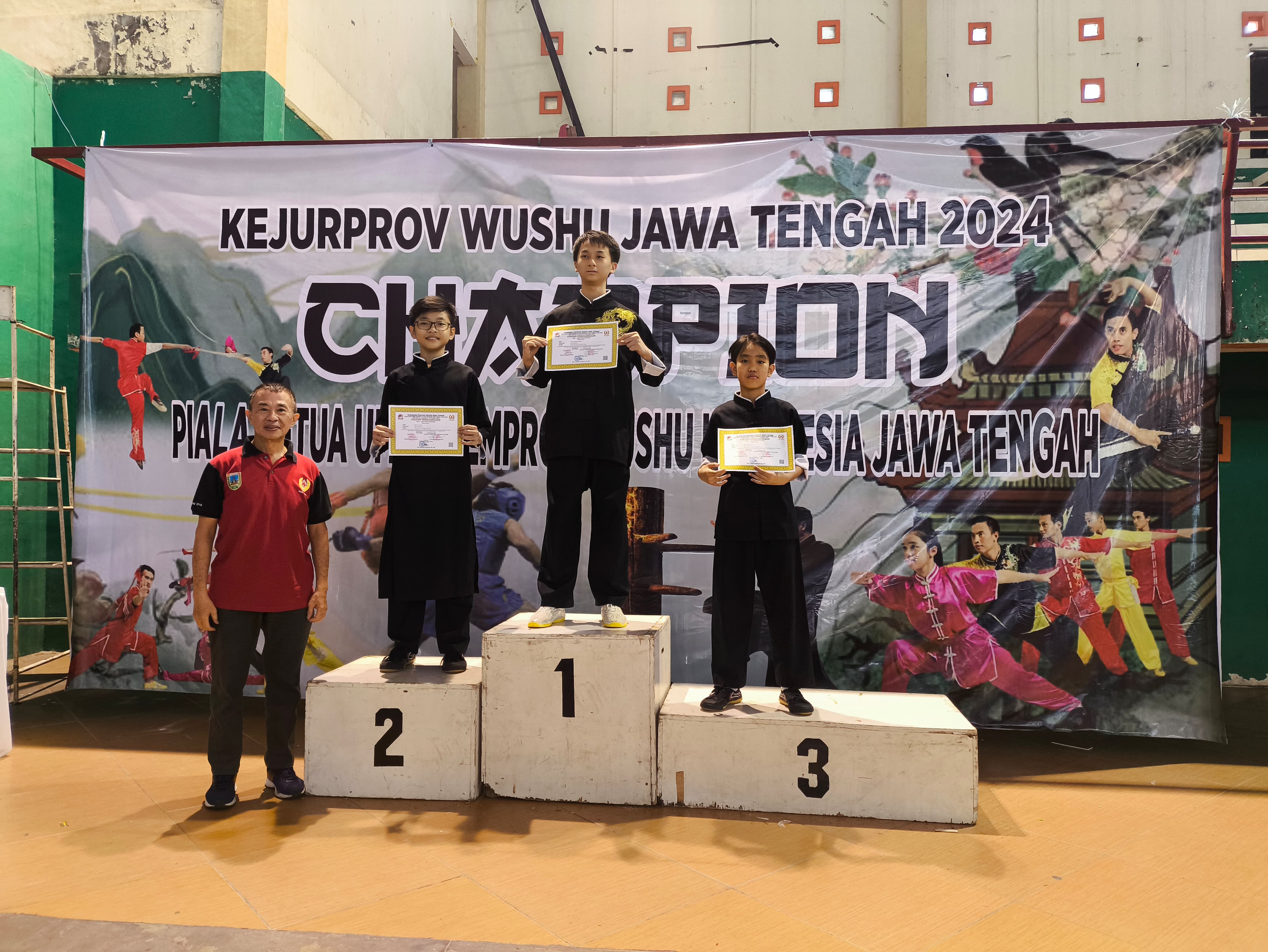 Atlet Eagle Fist Kungfu Fighting Solo raih prestasi di Kejurprov Wushu Jateng 2024.