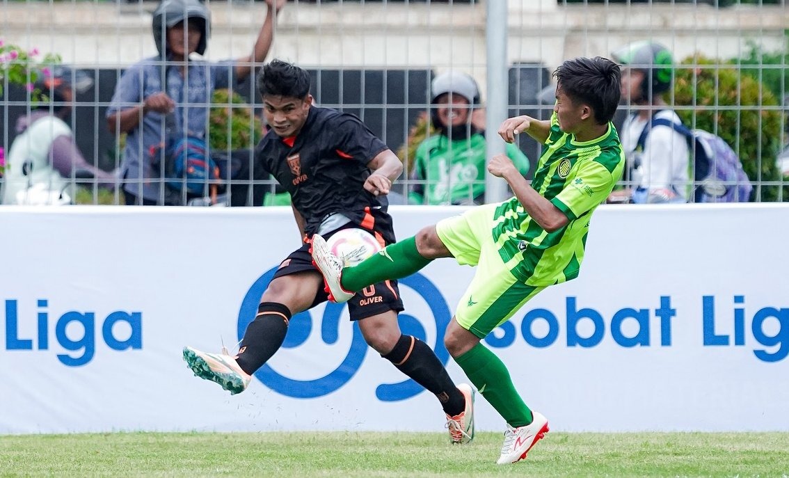 SARAT GENGSI: Tornado FC melawan PCB Persipasi Bekasi di Lapangan Kota Barat, Jumat (13/12/2024).