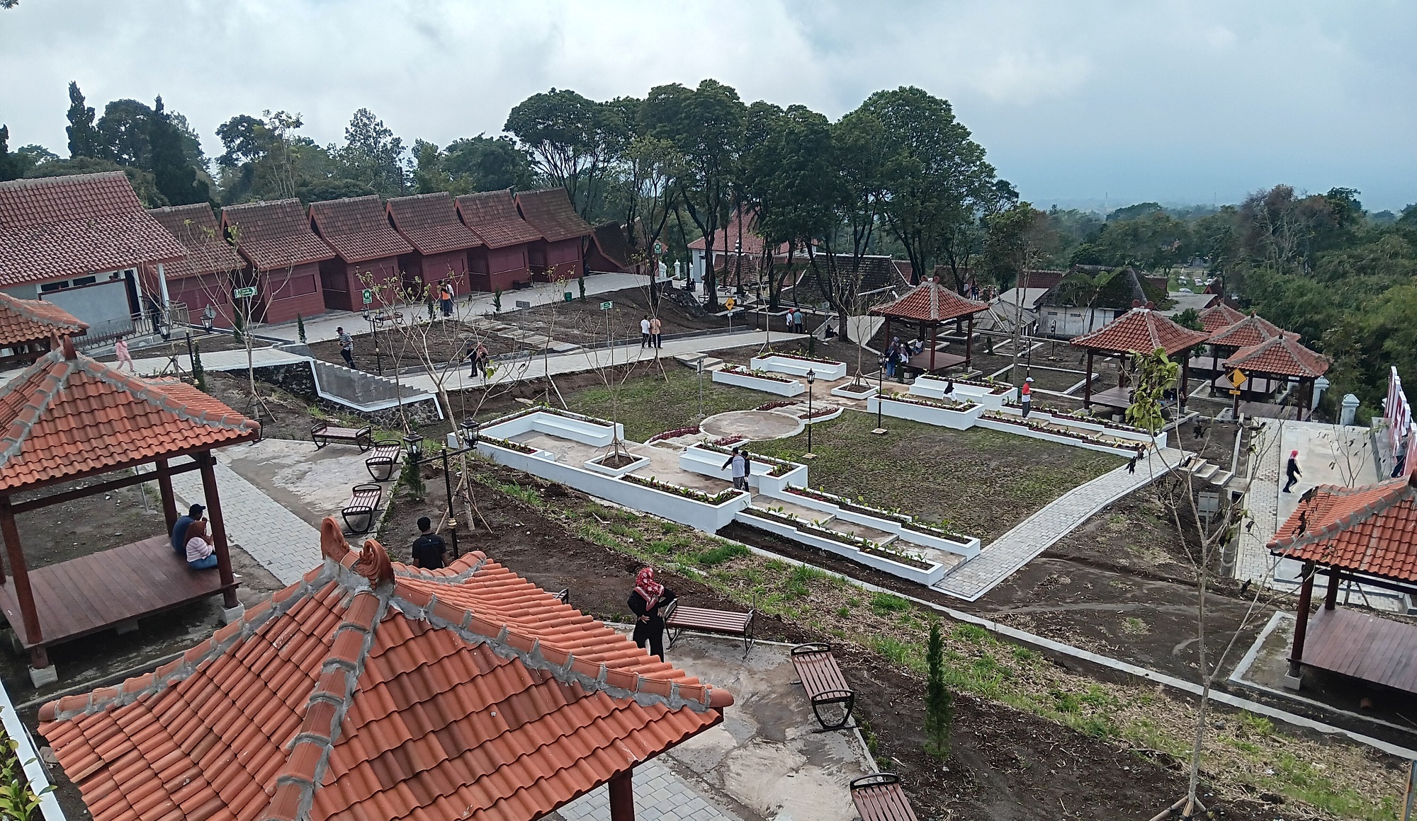 Objek wisata alam Deles Indah di lereng Gunung Merapi, Kecamatan Kemalang, Klaten. (Angga Purenda/Radar Solo)