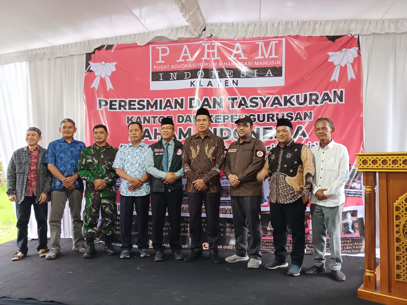 Wakil Ketua Komisi IV DPR RI Abdul Kharis Almasyhari saat bersama pengurus PAHAM Indonesia Cabang Klaten.