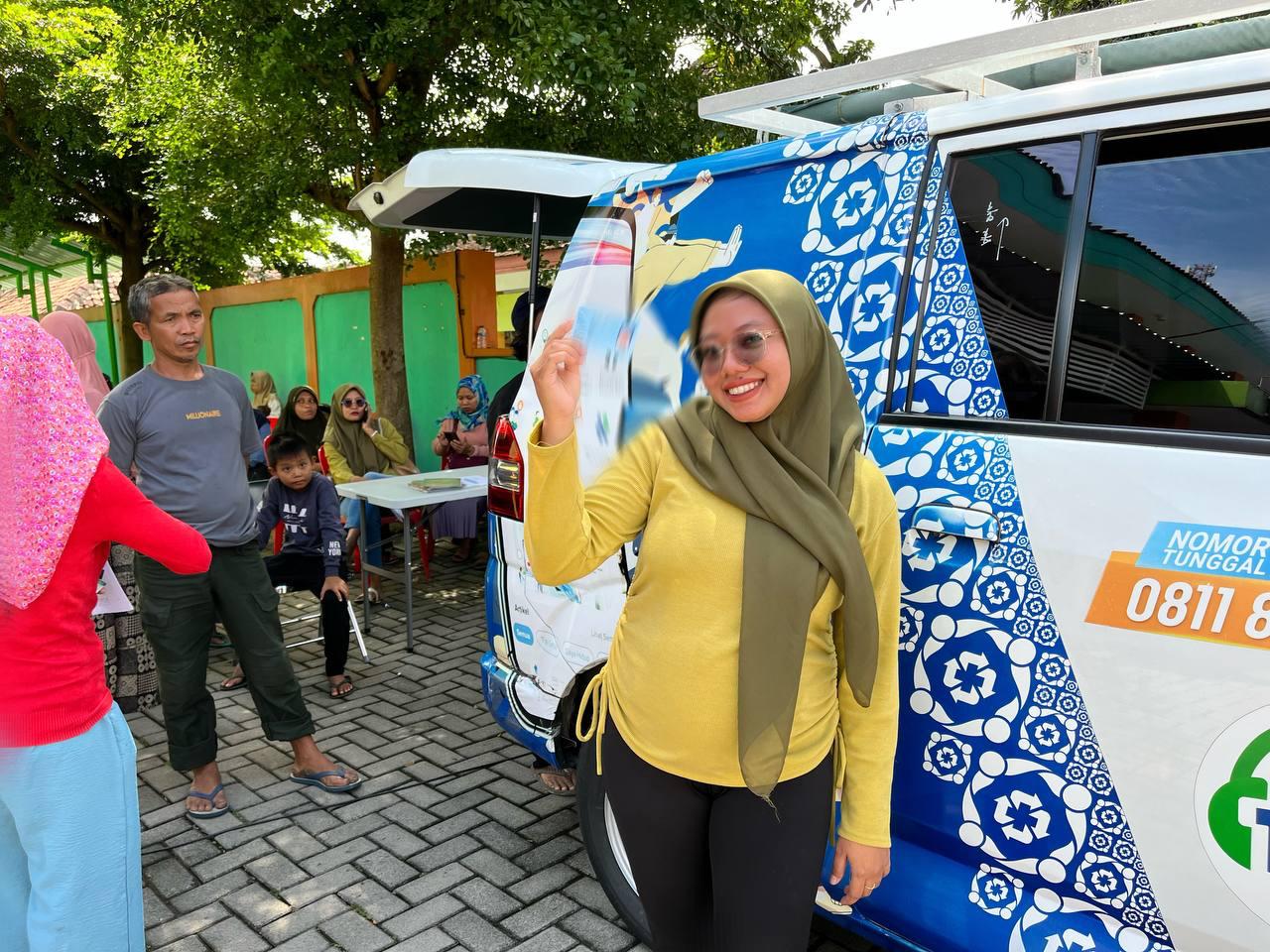 Layanan BPJS Keliling yang ada di halaman Puskesmas Andong, Kabupaten Boyolali.