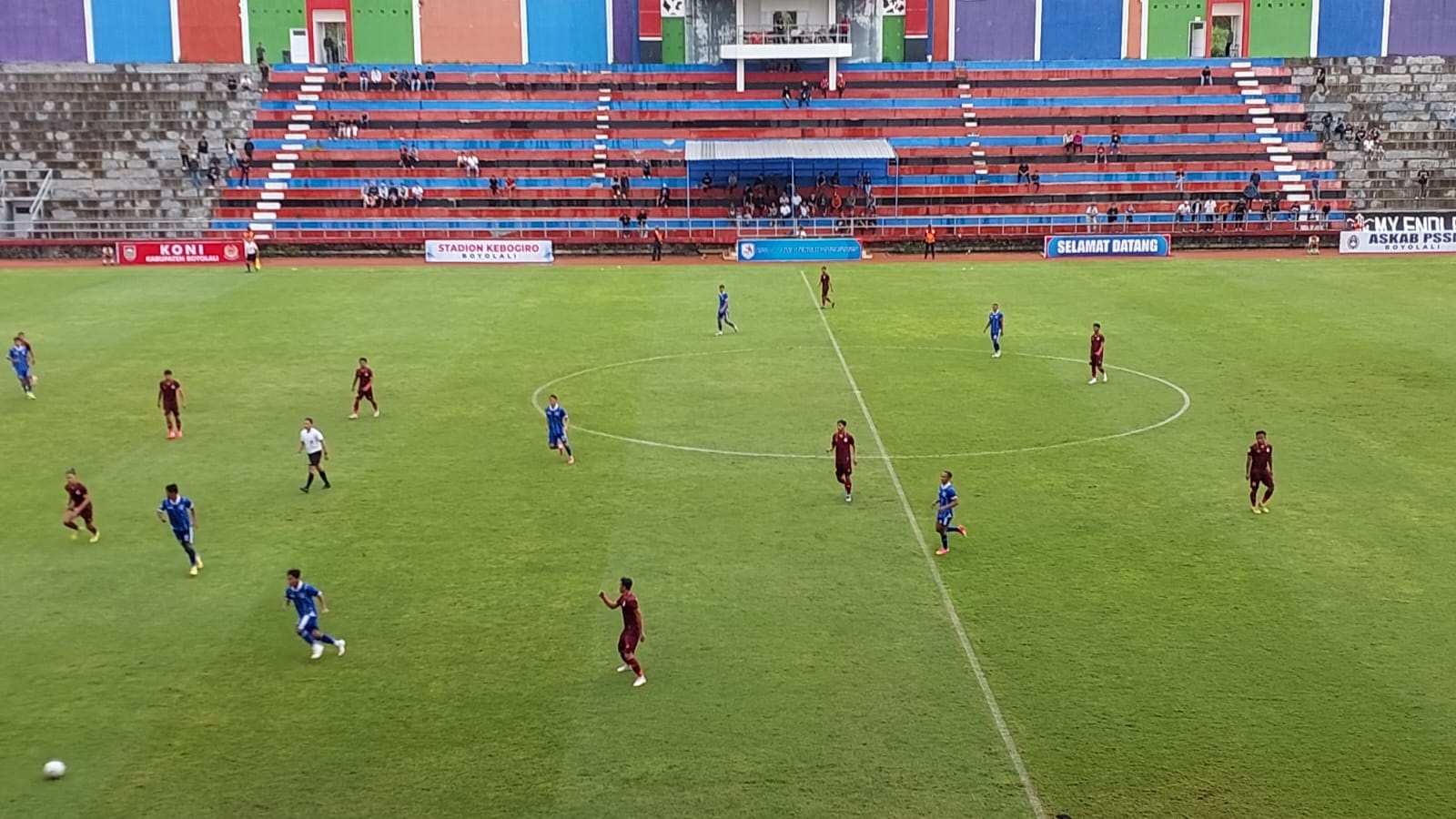 SARAT GENGSI: Laga Persebi Boyolali melawan Persika Karanganyar di Stadion Kebogiro, Rabu (8/1/2025).