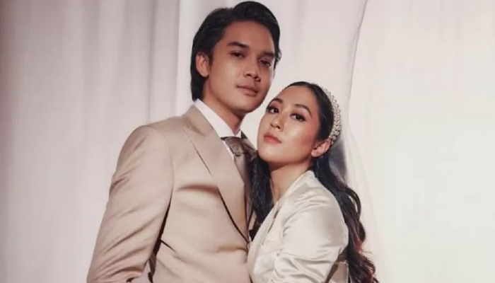 Potret Sherina Munaf dan Baskara Mahendra saat menikah pada November 2020 lalu.