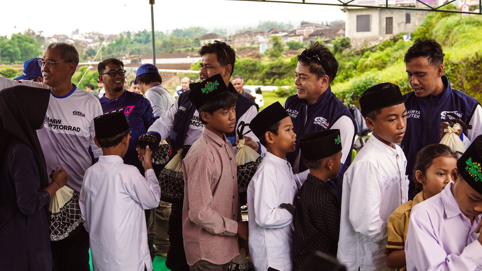 GSrek Indoesia menggelar aksi sosial menyasar anak-anak panti asuhan.