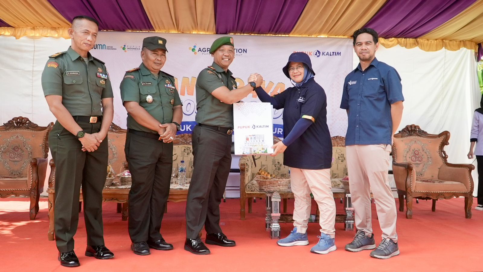 Dandim 1304 Gorontalo Kolonel ARM Asep Ridwan turut mendukung produktivitas pertanian.
