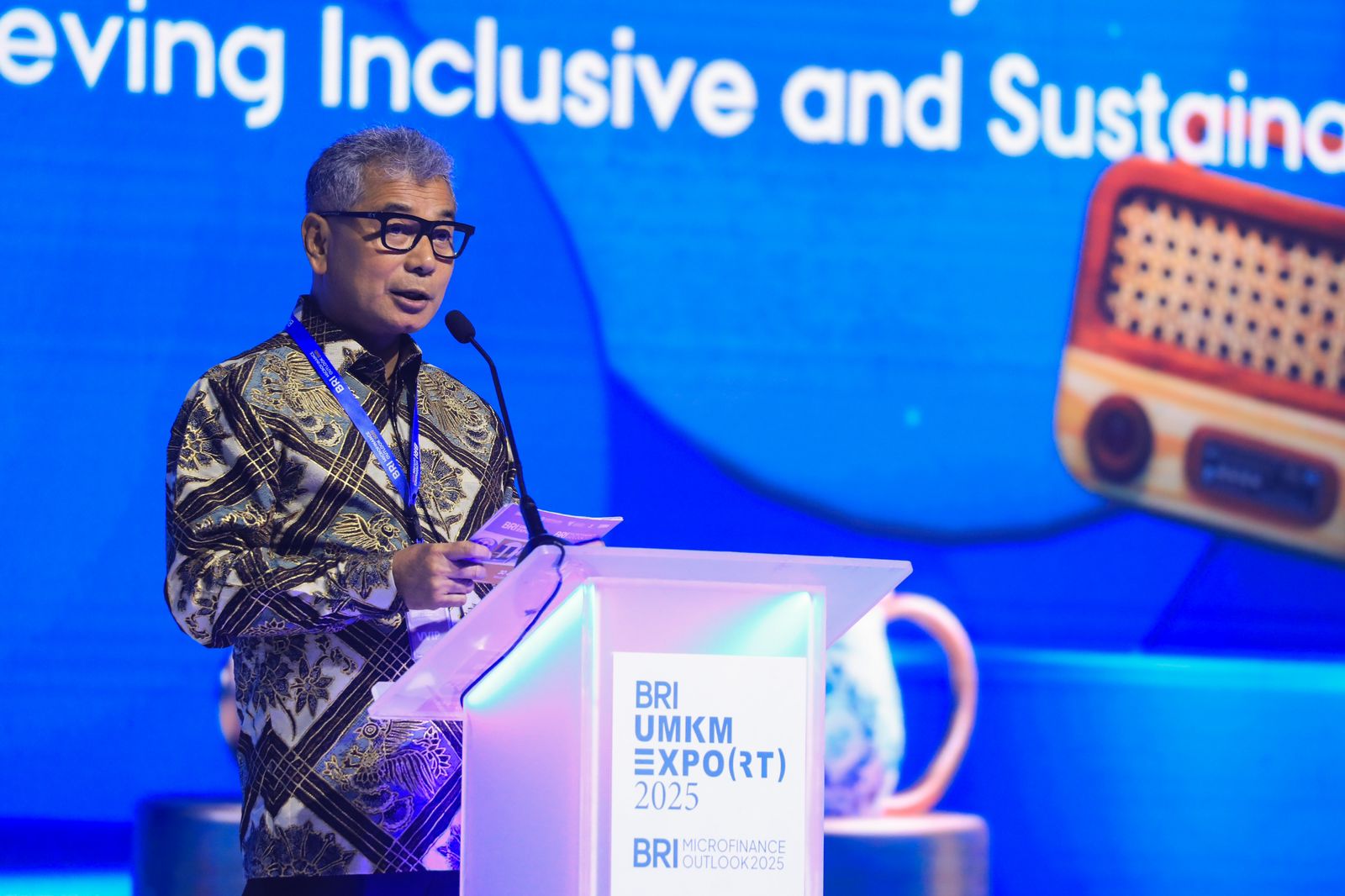 Direktur Utama BRI Sunarso beri sambutan.