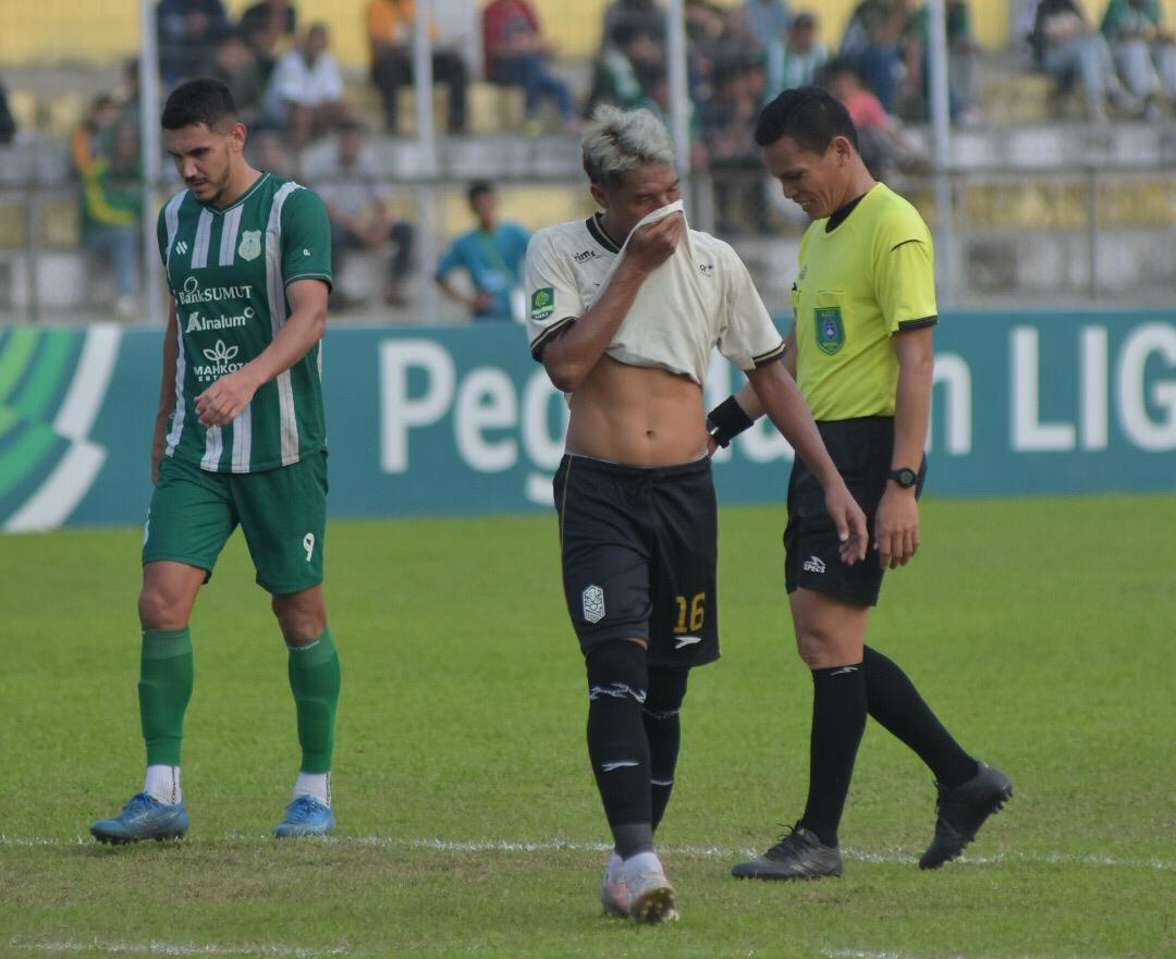 LESU: Laga Nusantara United FC melawan PSMS Medan di Stadion Baharoeddin Siregar (4/2).