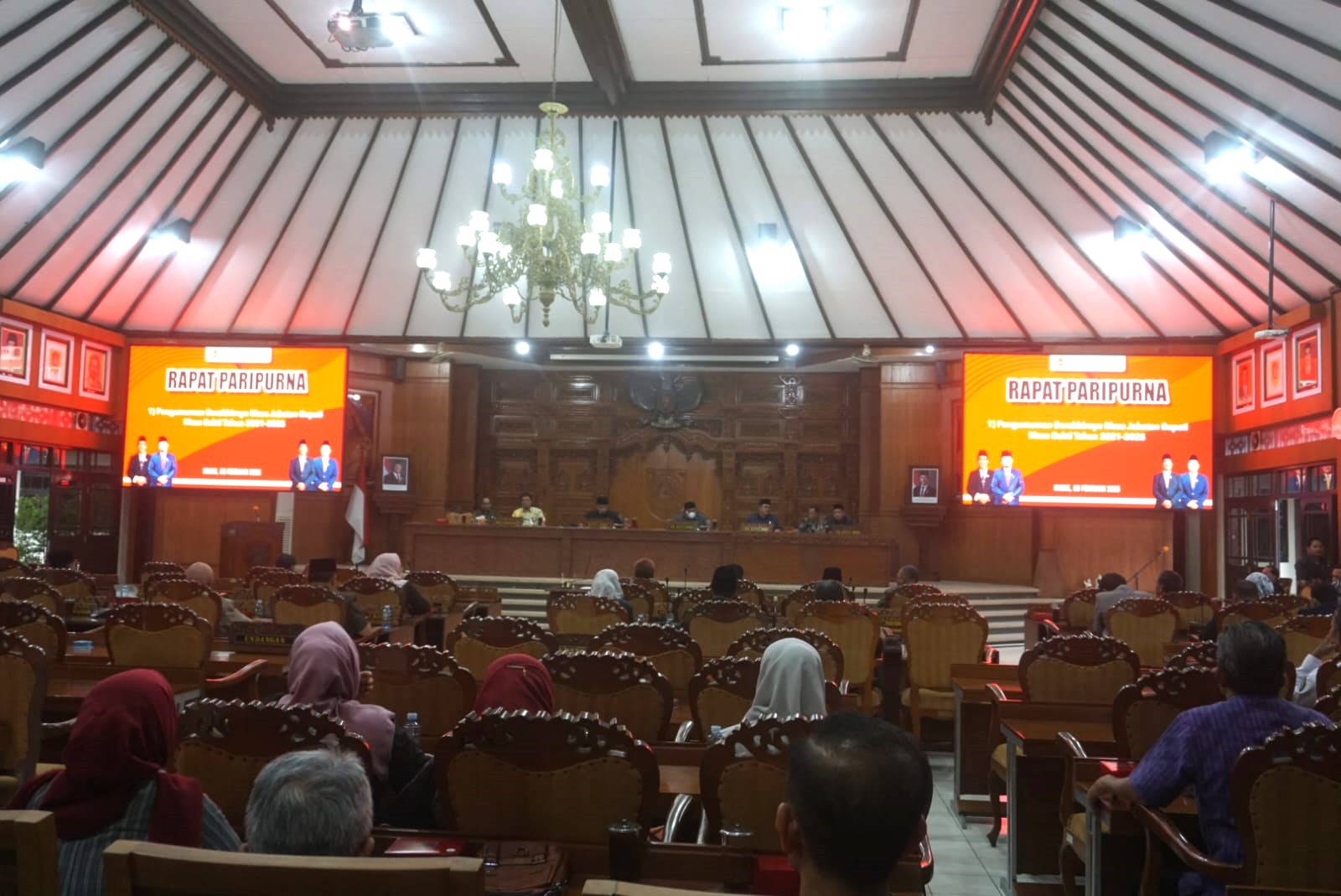 DPRD Klaten saat menggelar rapat paripurna dengan tiga agenda di Gedung Paripurna DPRD Klaten.&nbsp;