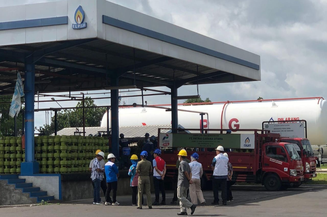 Pemkab Karanganyar dan Pertamina gelar sidak pangkalan LPG guna memastikan stok gas 3 Kg aman, Selasa (11/2/2025).
