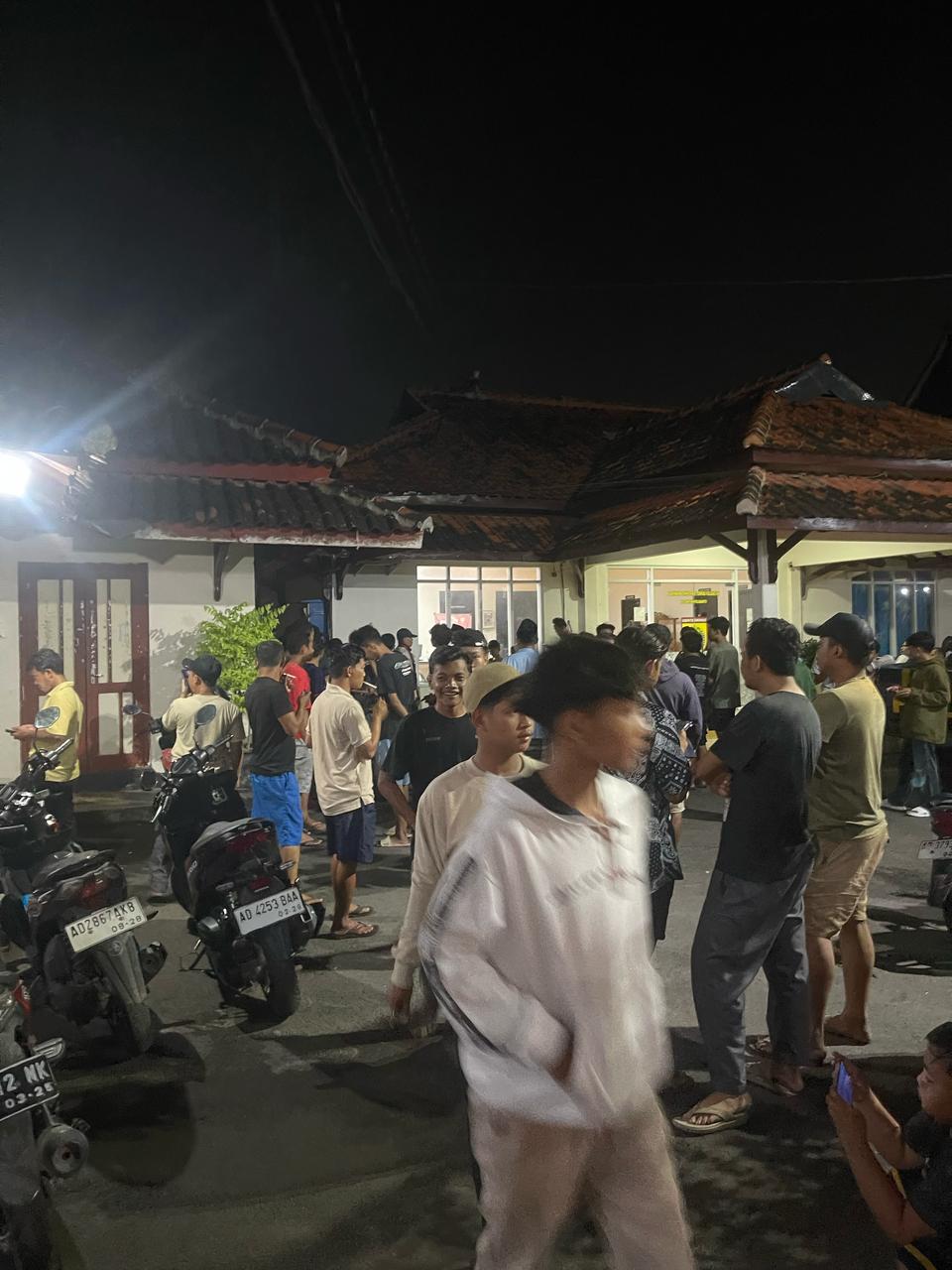 Suasana di Kantor Kecamatan Polokarto usai ditemukan jenazah Bendahara Kecamatan setempat, Sabtu (15/2/2025).