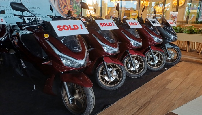Kehadiran New Honda PCX 160 disamput positif oleh konsumen.