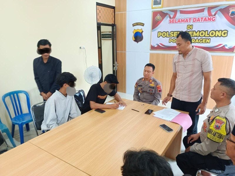Para pelaku membuat surat pernyataan tak akan mengulangi perbuatannya di Mapolsek Gemolong.