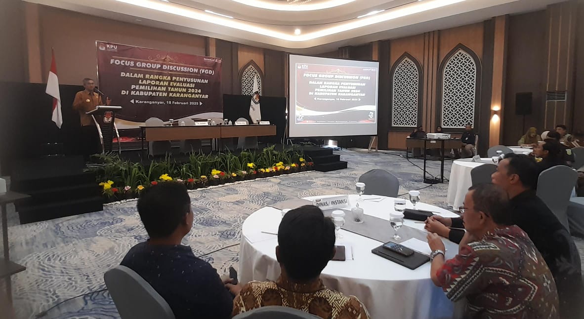 Rapat evaluasi pelaksanaan Pilkada Serentak yang digelar KPU Karanganyar di Karangpandan belum lama ini.