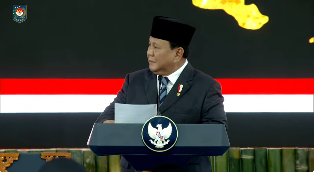 Presiden Prabowo Subianto memberikan arahan kepada kepala daerah yang baru saja dilantik di Istana Kepresidenan, Kamis (20/2/2025).