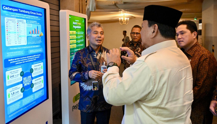 Presiden Prabowo Subianto, Menteri BUMN Erick Thohir dan Dirut BRI Sunarso saat peresmian Bank Emas.