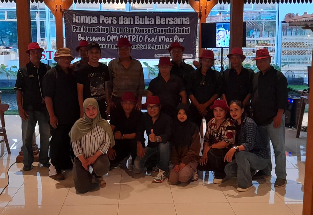 Orkes Melayu (OM) Satrio Solo siap meramaikan blantika musik dangdut dengan merilis lagu terbaru berjudul "Mbosor bareng Mas Pur.