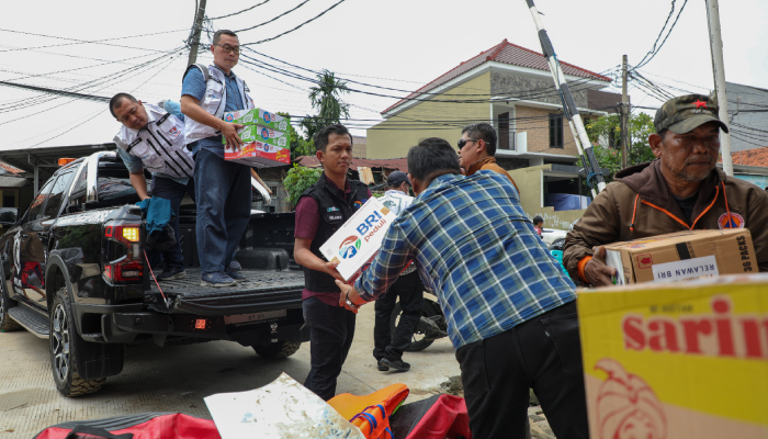 BRI melalui CSR BRI Peduli salurkan bantuan tanggap bencana di berbagai wilayah Jabodetabek.