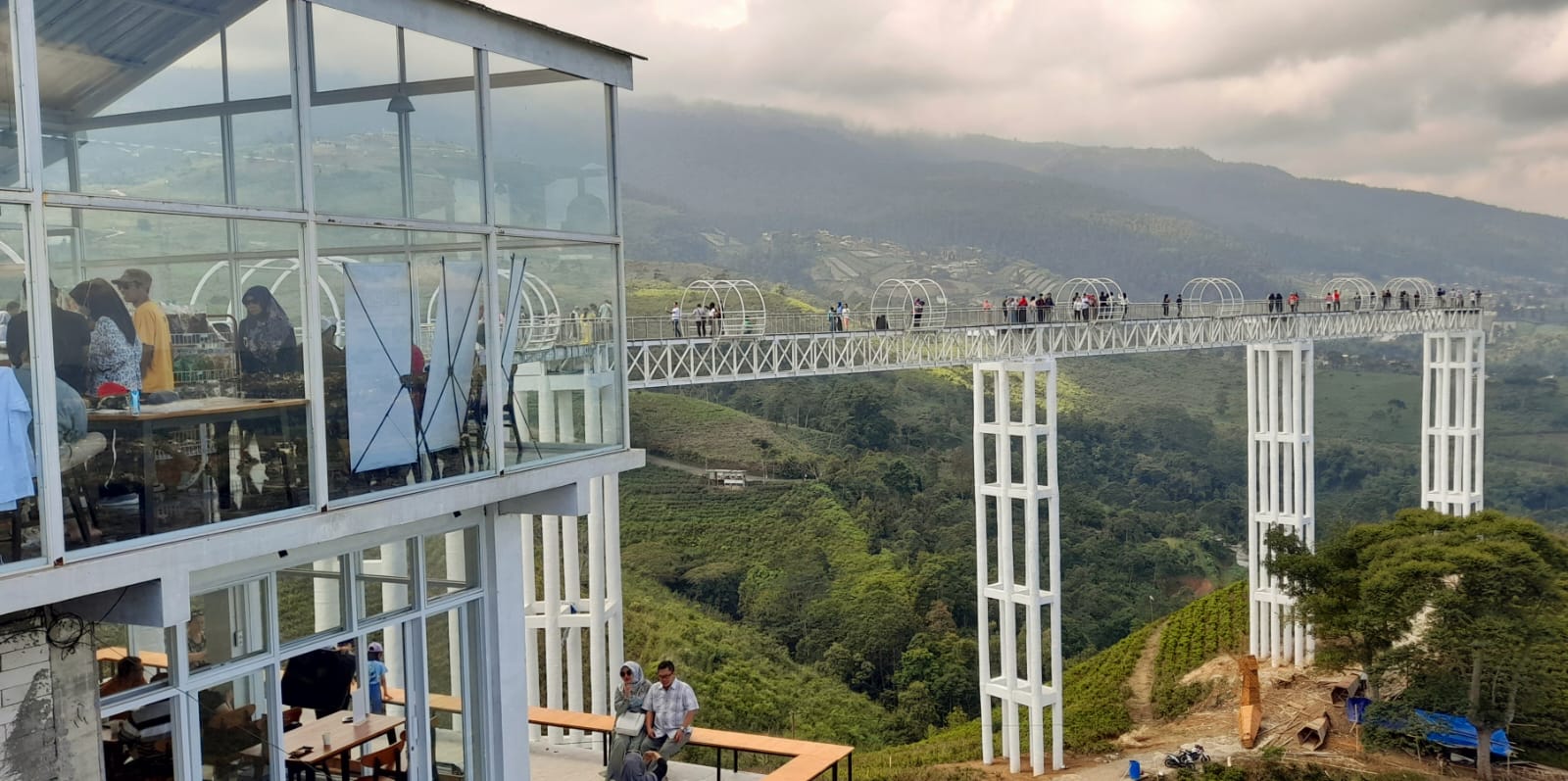 Suasana di Kemuning Sky Hills.
