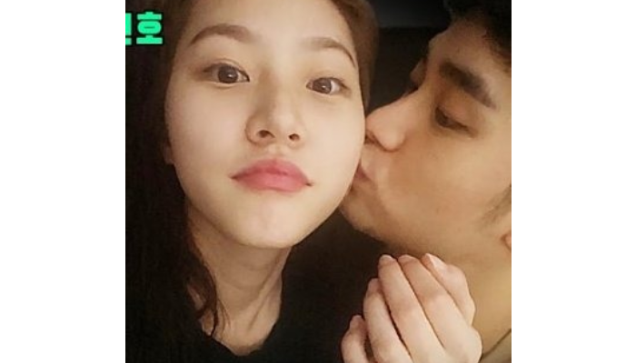 Foto kedekatan Kim Soo Hyun dan mendiang Kim Sae Ron yang dibocorkan.