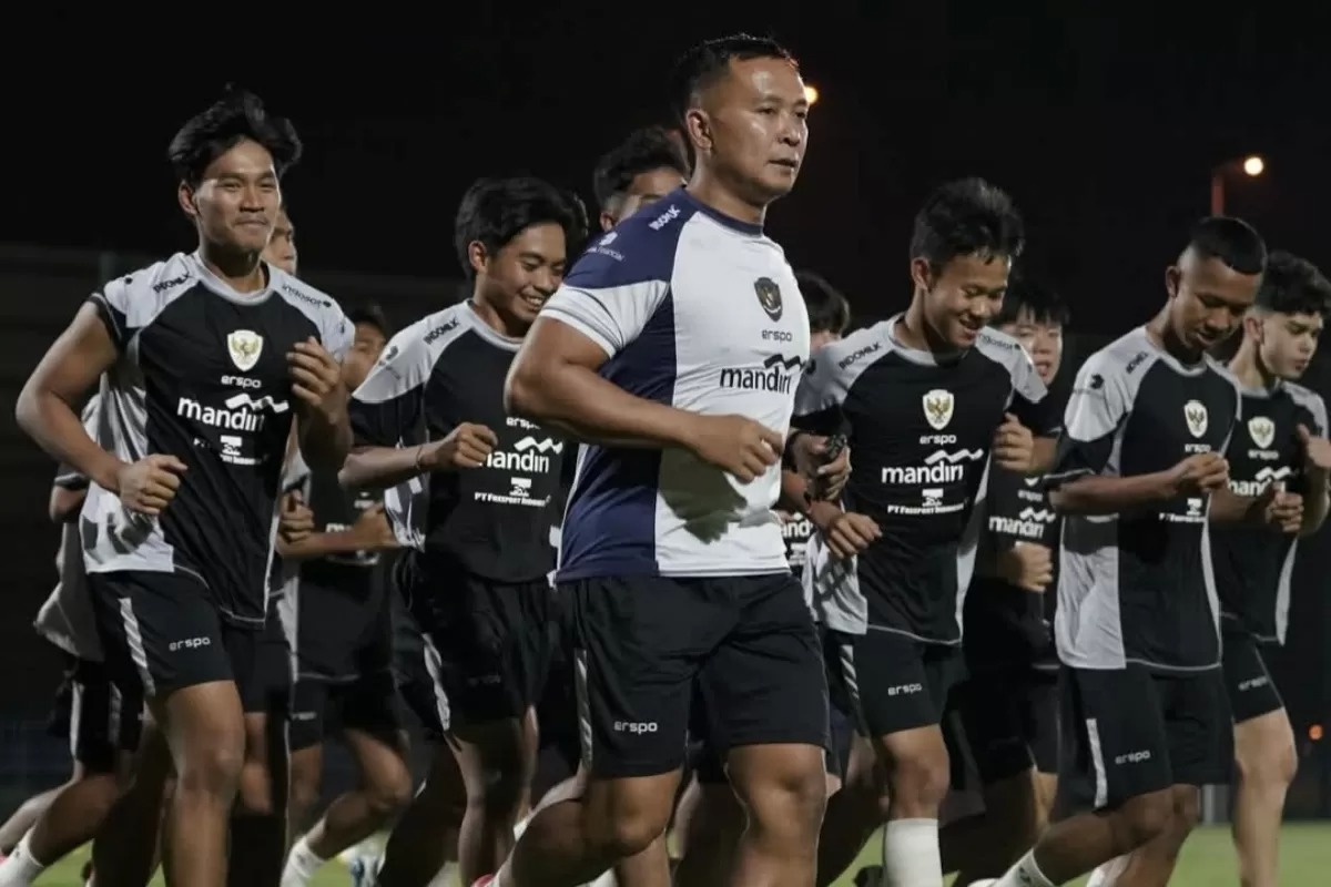 Pelatih fisik Timnas Indonesia U-17, Sofie Imam Faizal, diumumkan sebagai asisten pelatih fisik Timnas Indonesia senior.
