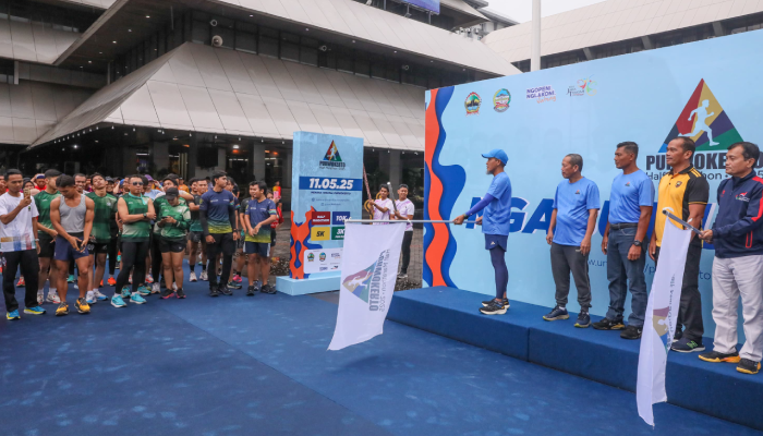 Sekda Provinsi Jateng Sumarno luncurkan event Purwokerto Half Marathon 2025, yang akan digelar 11 Mei 2025.