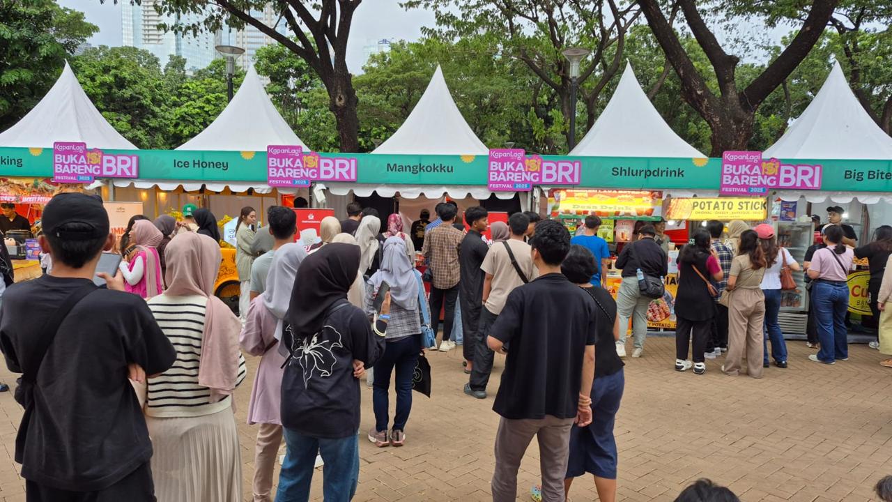 Gelaran "Kapan Lagi Buka Bareng (KLBB) BRI Festival 2025" resmi digelar di Plaza Parkir Timur GBK Jakarta, 15-16 Maret 2025.