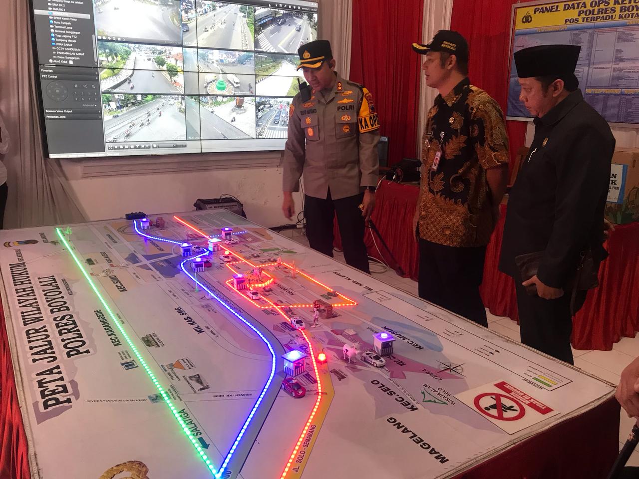 Bupati dan Kapolres Boyolali bersama Forkopimda Boyolali cek kesiapan posko mudik Lebaran 2025.