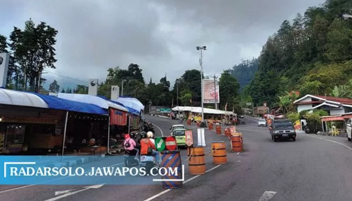 Jalur kawasan wisata lereng Gunung Lawu, Karanganyar.