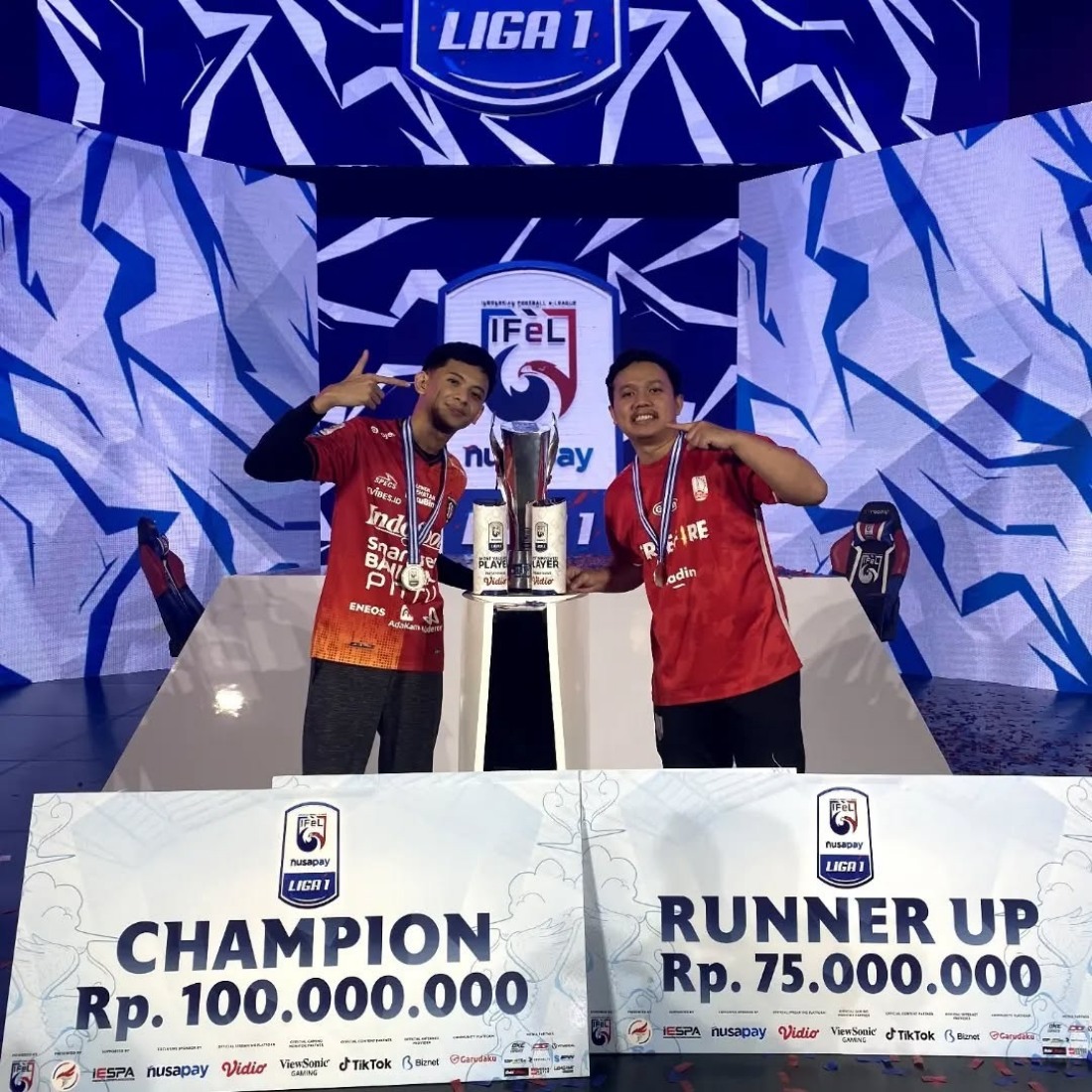 PERSAINGAN KETAT: Player Persis Solo Esport Puspamba Ibrahim jadi runner up Ifel Liga 1 2022 usai bersaing dengan sang juara Rizky Faidan dari Bali United.