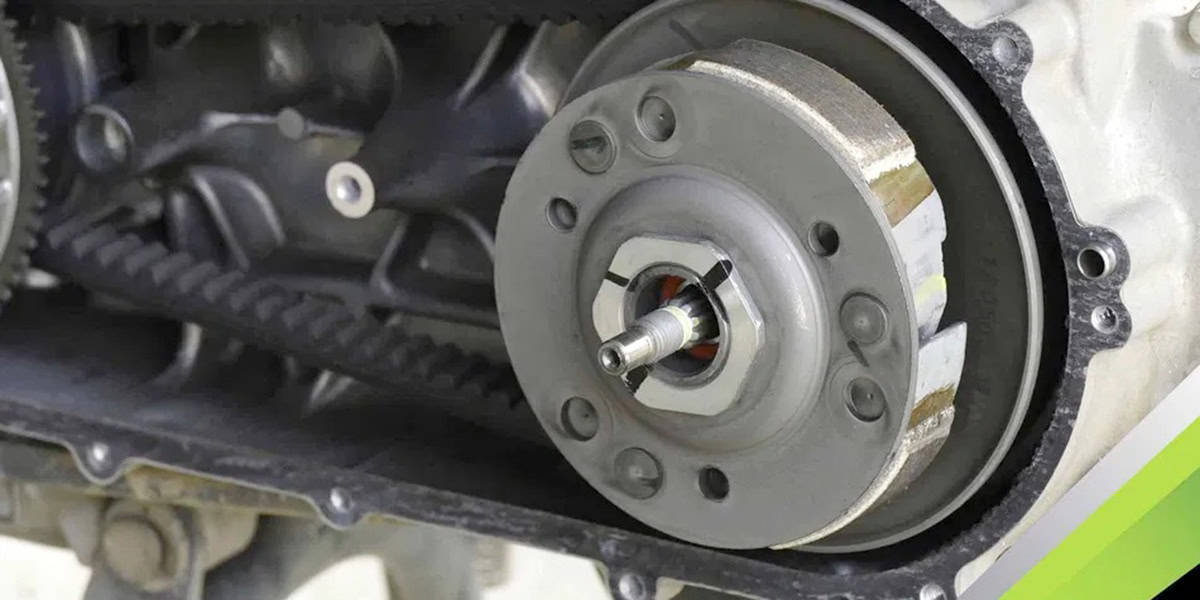 Komponen untuk salurkan tenaga dari mesin ke roda belakang, kampas ganda motor matic bisa lebih cepat habis karena kebiasaan ini