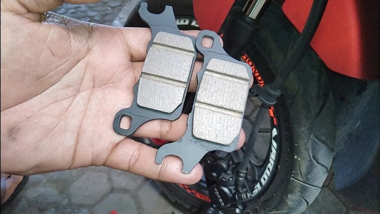 Belum Banyak yang Tahu, Ini Penyebab Kampas Rem Motor Cepat Habis