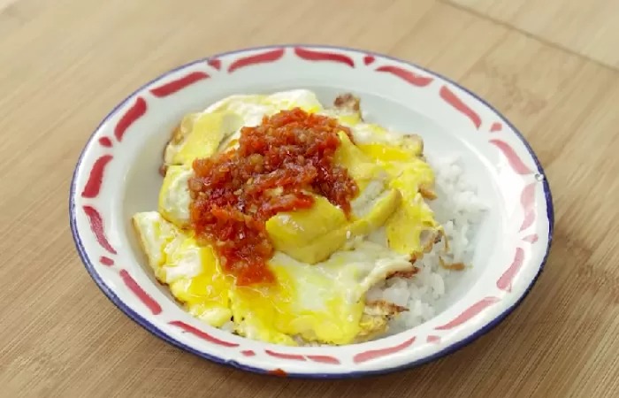 Resep Sambal Bawang dan Tahu Telur Ceplok.