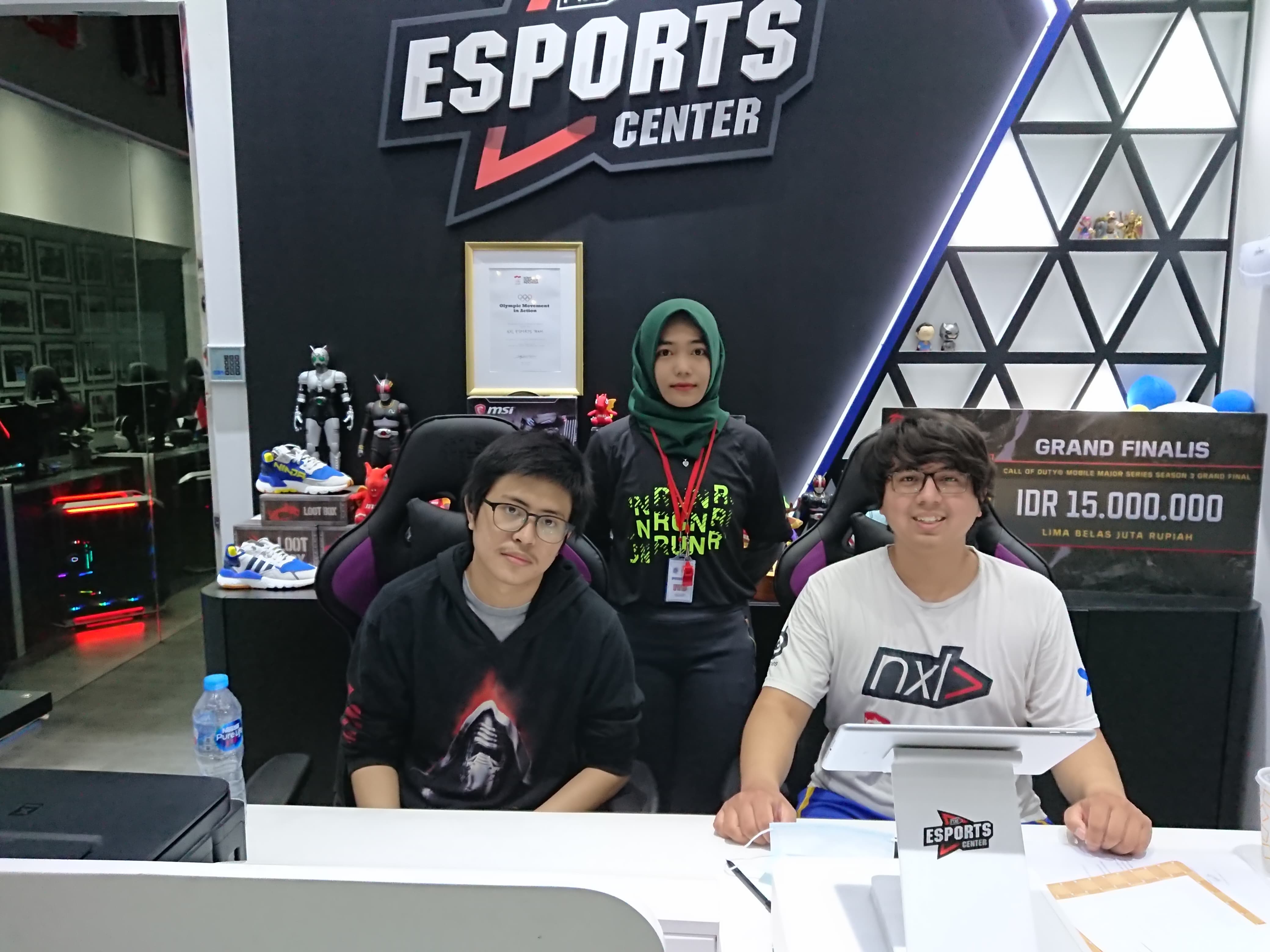Putri Indah tak menyerah untuk meneliti esport secara ilmiah. (Ist)