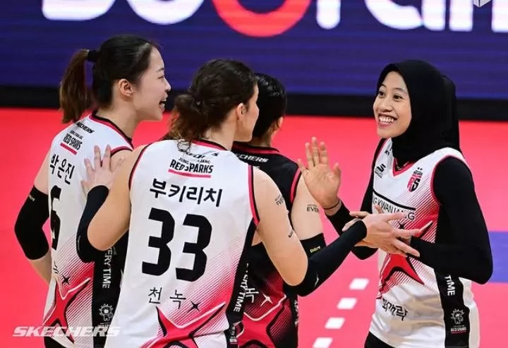 Megawati Hangestri dkk. harus telan kekakalan 0-3 atas kemenangan Pink Spiders.