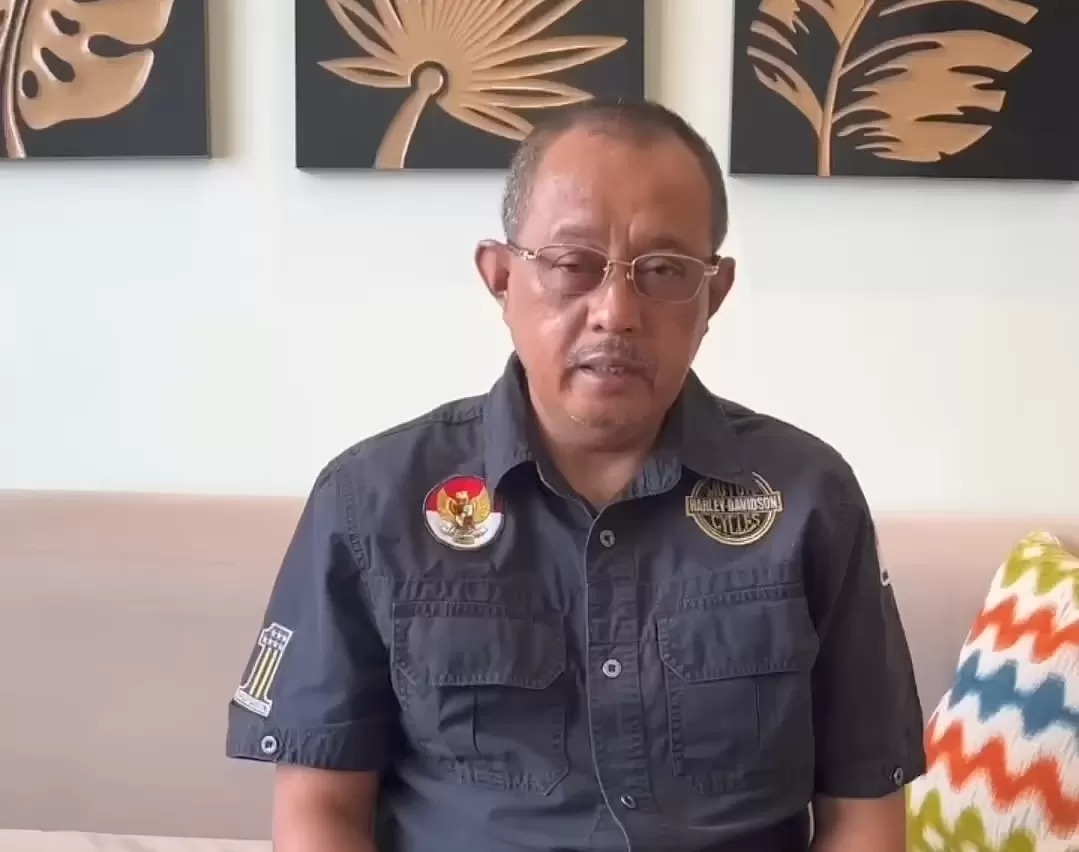 Cak Ji merespon atas dirinya dilapor ke Polda Jatim oleh pemilik perusahaan yang diduga menahan ijazah mantan karyawan.
