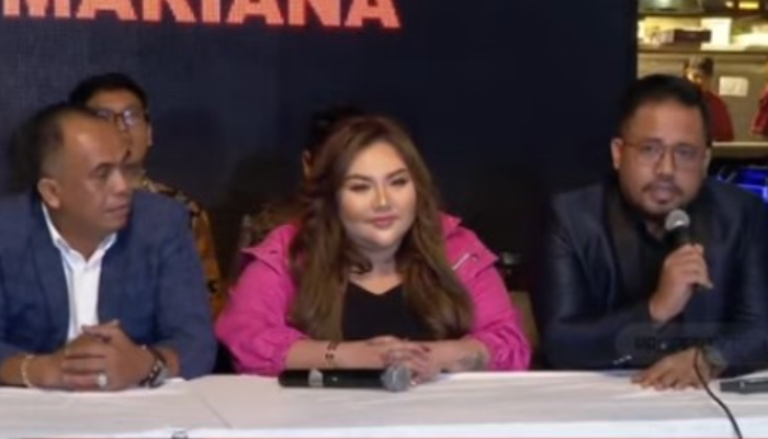 Lisa Mariana saat menggelar konferensi pers, Jumat (11/4/2025).