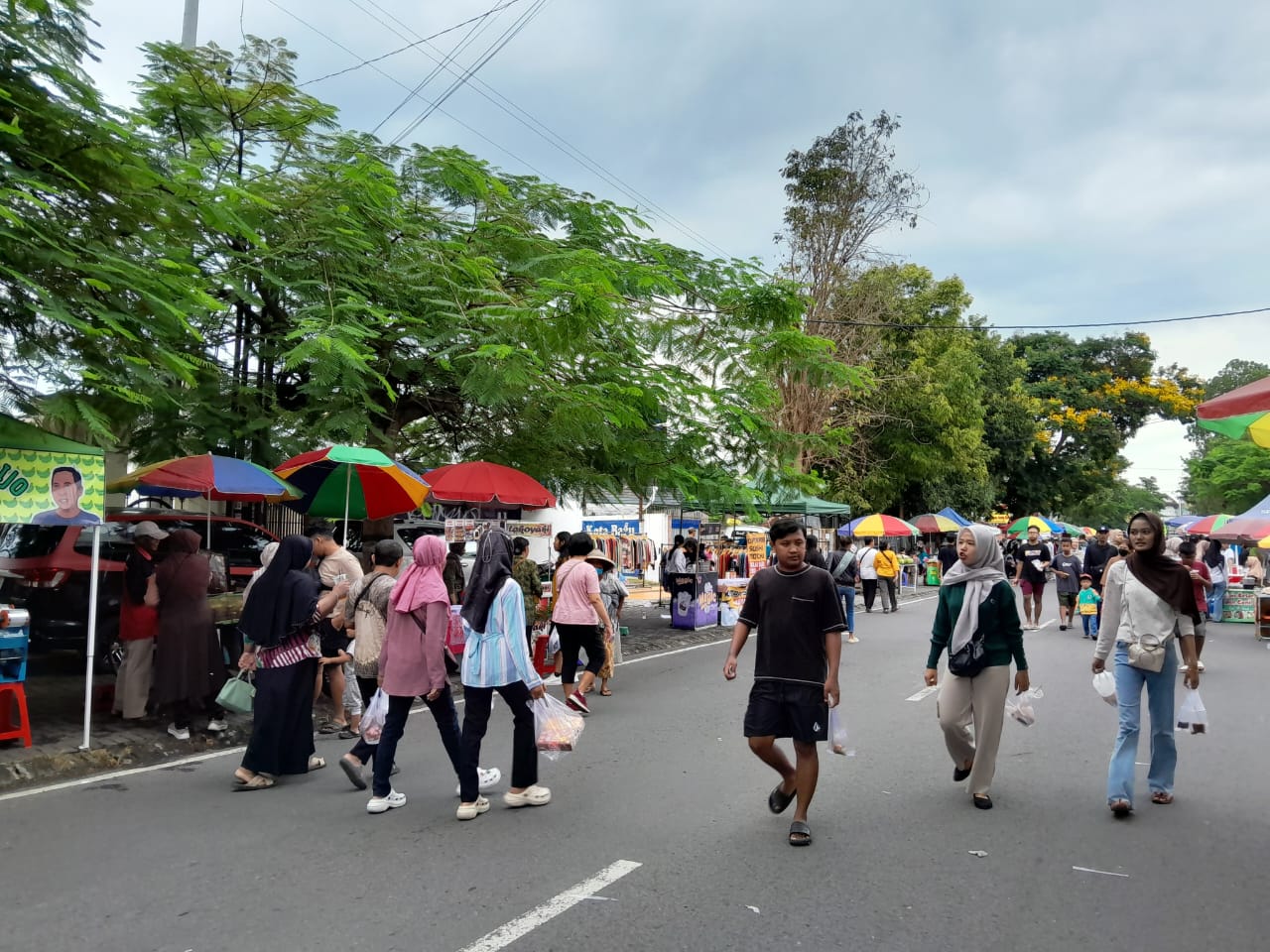 Gelaran Car Free Day (CFD) di Jalan Mayor Kusmanto, Klaten Tengah, Klaten.
