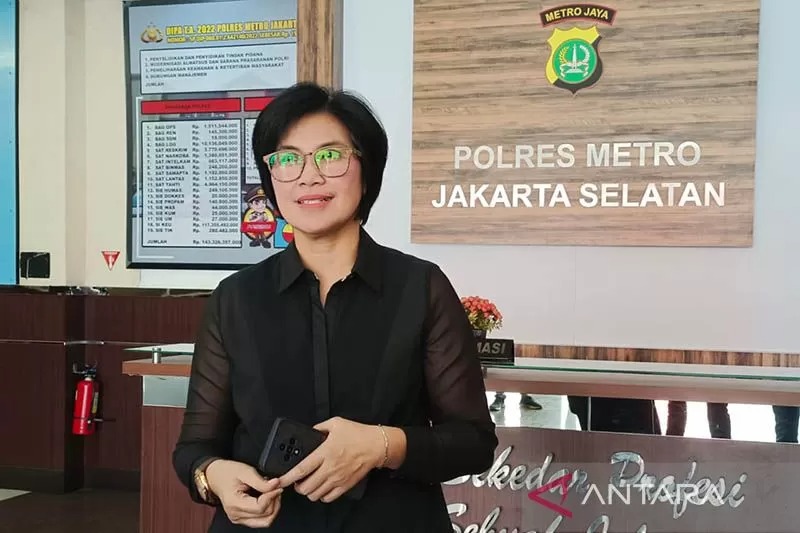 Kepala Seksi Humas Polres Metro Jakarta Selatan Kompol Nurma Dewi memberikan keterangan media di Jakarta, Kamis (5/1/2023).