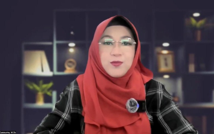 Dokter Tifa menjadi satu di antara tiga orang yang dilaporkan relawan ke polisi karena menuding ijazah Jokowi palsu