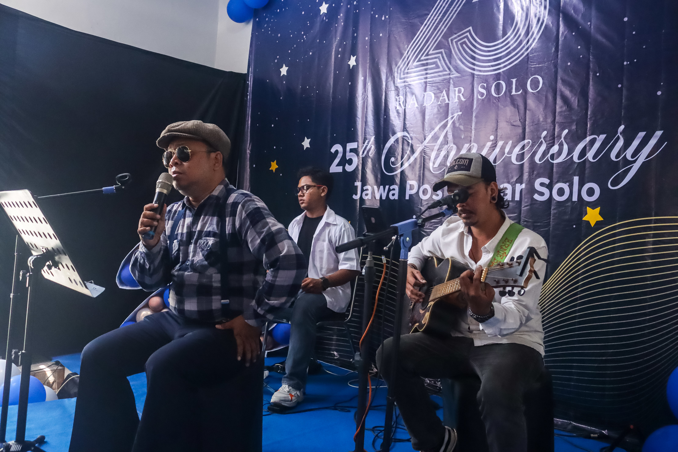 DANAR PENIKMAT MUSIK JADUL IKUT  SUMBANG LAGU