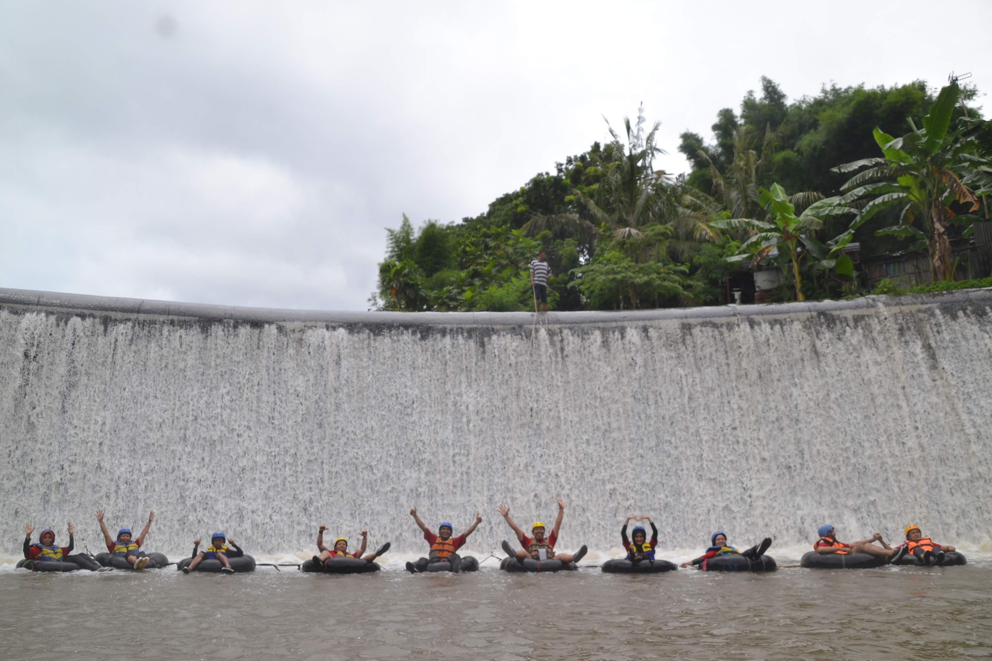 Wisata Watu Kapu di Desa Wangen, Kecamatan Polanharjo, Kabupaten Klaten.