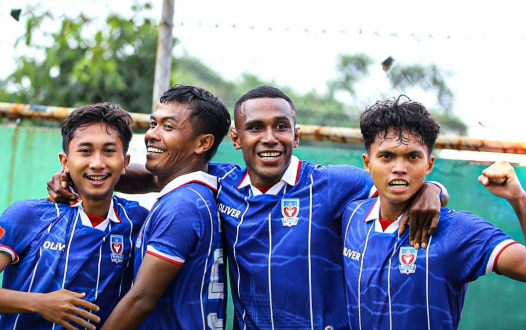 Pemain Persebi Boyolali merayakan gol ke gawang PS Kwarta di Liga 4.