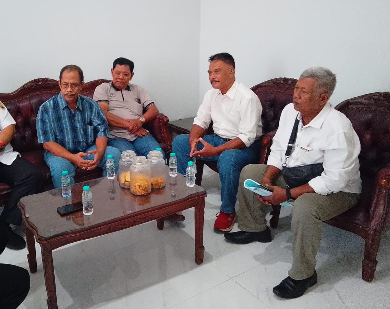 Sejumlah elemen masyarakat Sragen siap kawal kasus pelanggaran seleksi perangkat desa yang menggunakan LPPM abal-abal. (Ahmad Khairudin/Radar Solo)