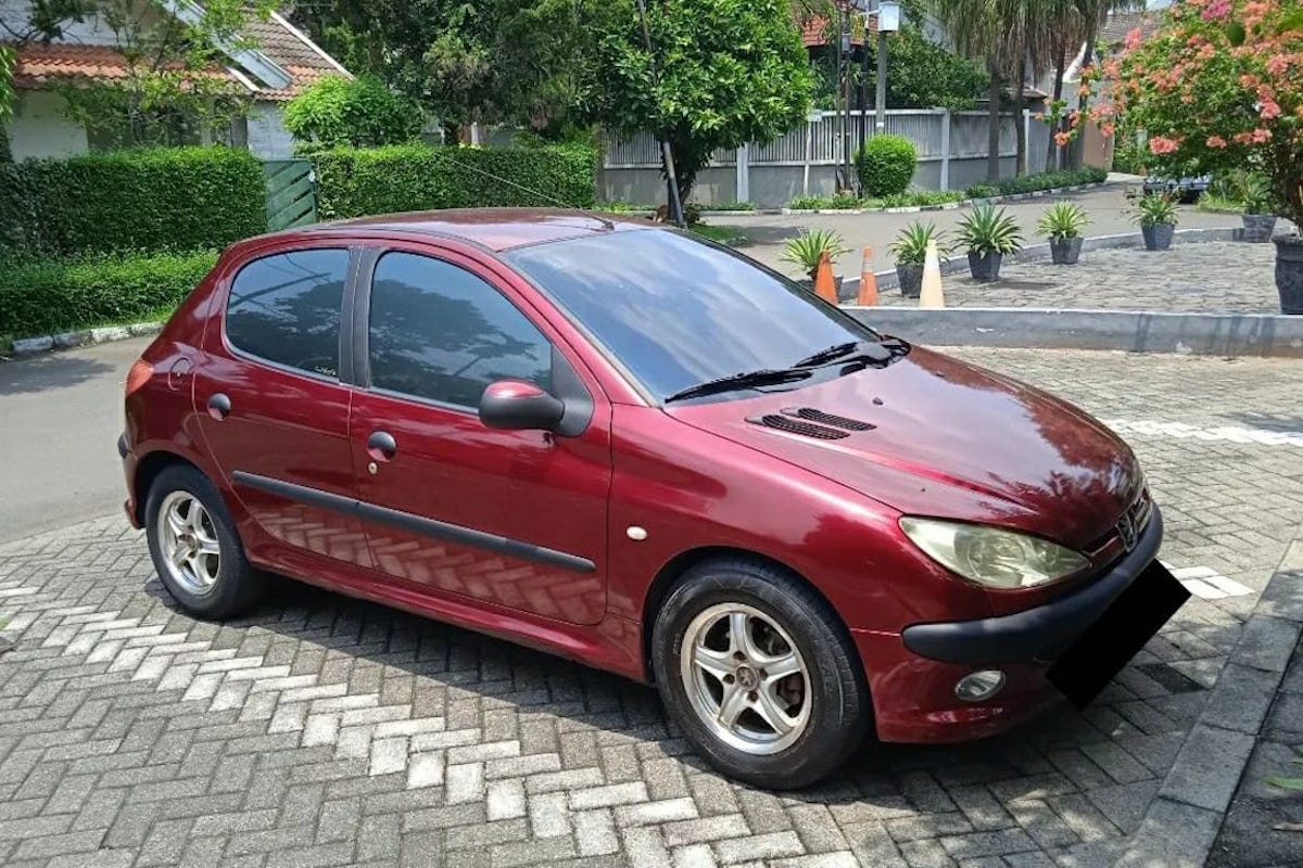 Peugeot 206