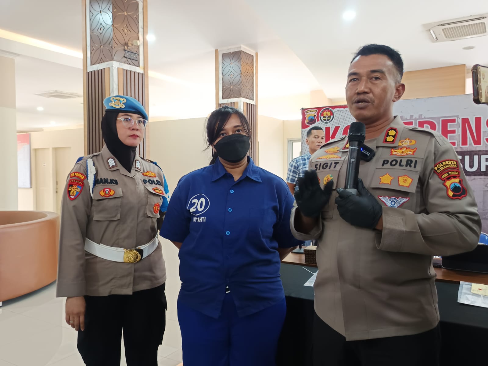 Polresta Solo merilis kasus penipuan.