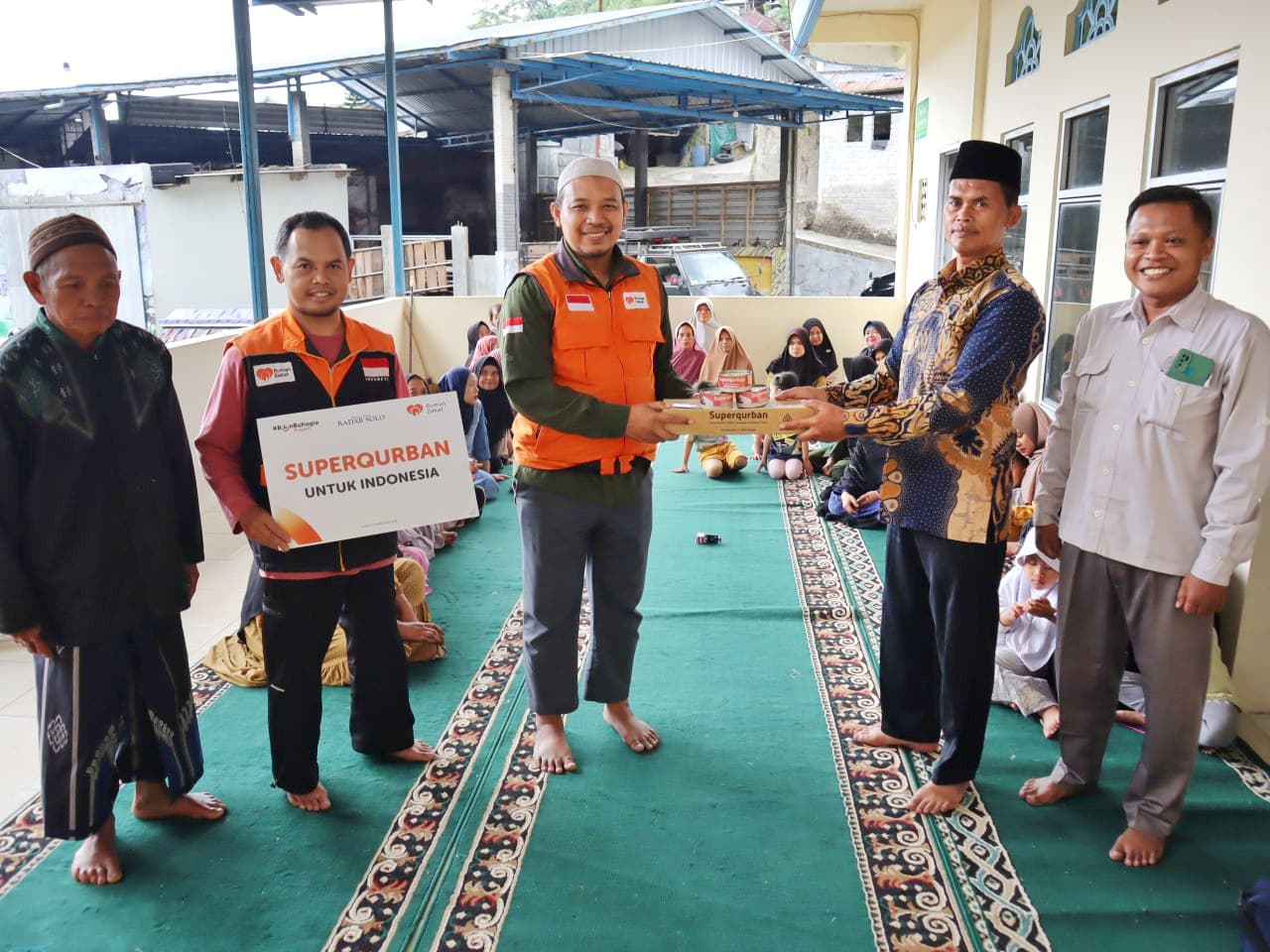 Rumah Zakat bekerja sama dengan Radar Solo gelar ekspedisi Superqurban ke Desa Wonorejo, Jatiyoso, Karanganyar.