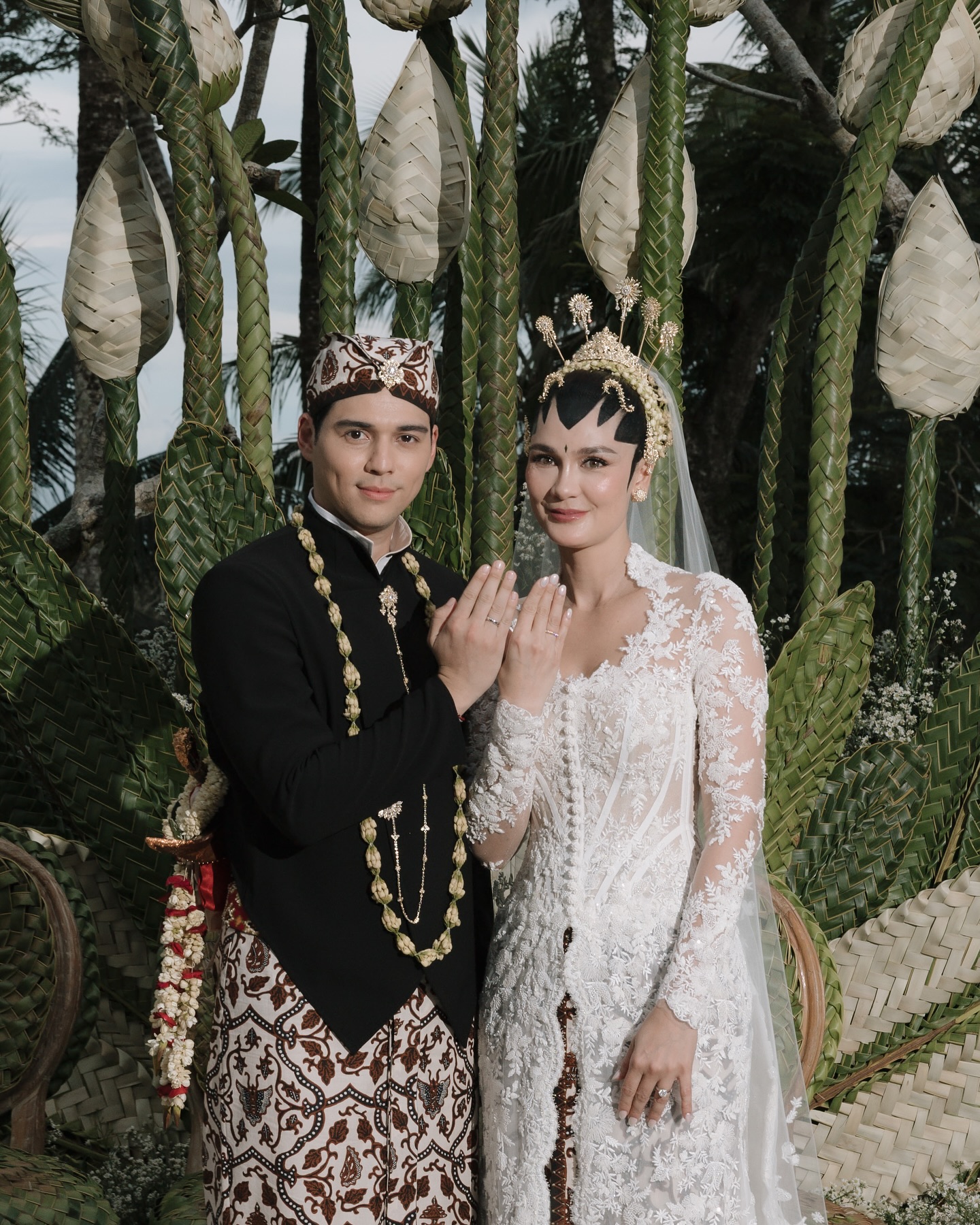 Luna Maya dan Maxime Bouttier melangsungkan pernikahan pada Rabu, 7 Mei 2025 di Bali, intip isi souvenir yang ewah dan harganya fantastis