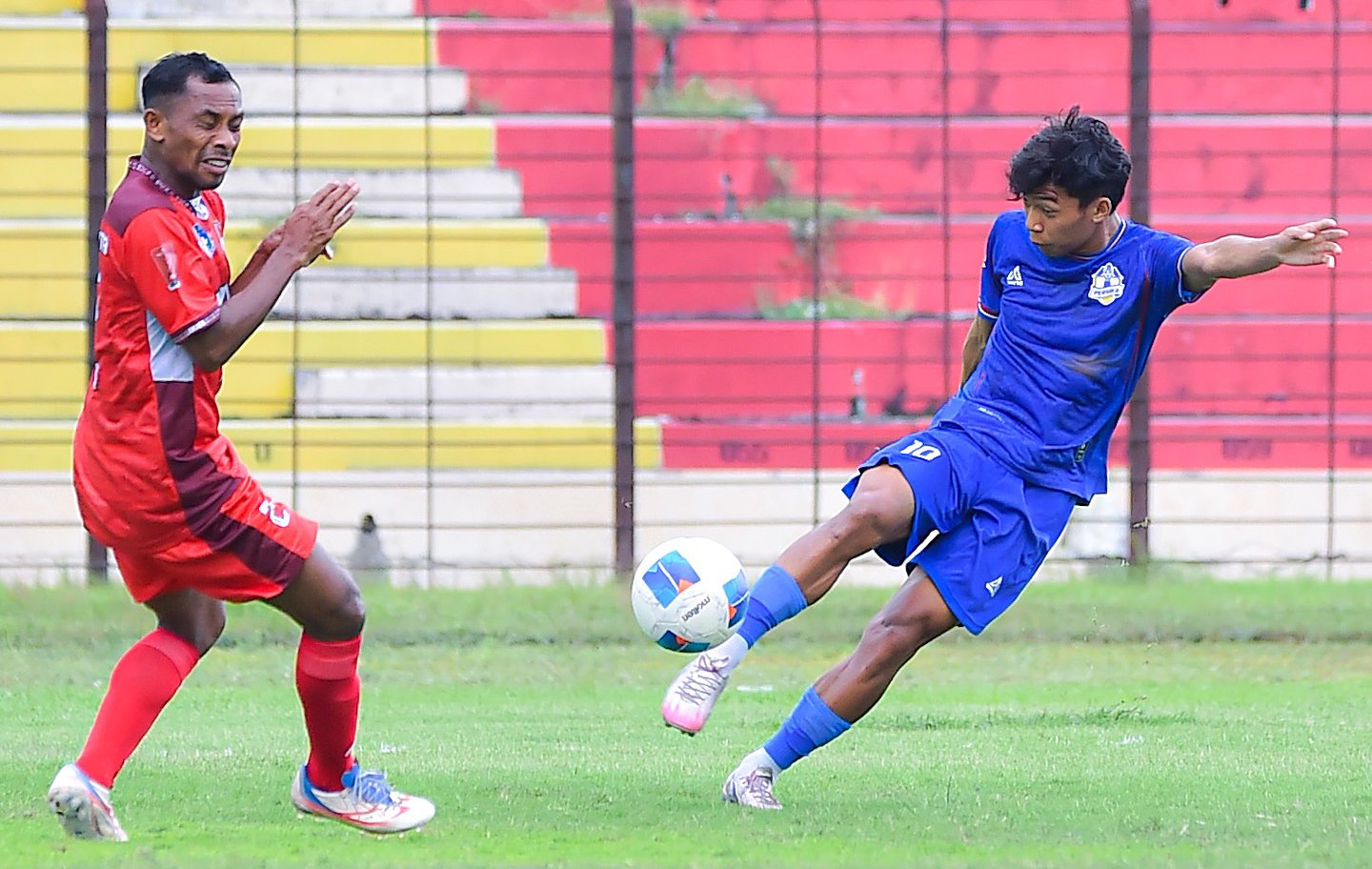 Laga Persika Karanganyar melawan Persebata di Liga 4 nasional (14/5/2025).